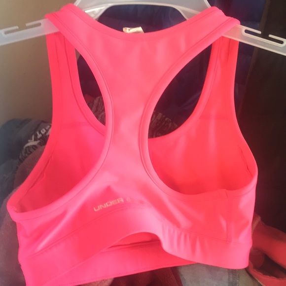 Pink Under Armour sports bra. Open to offers - Picture 2 of 3